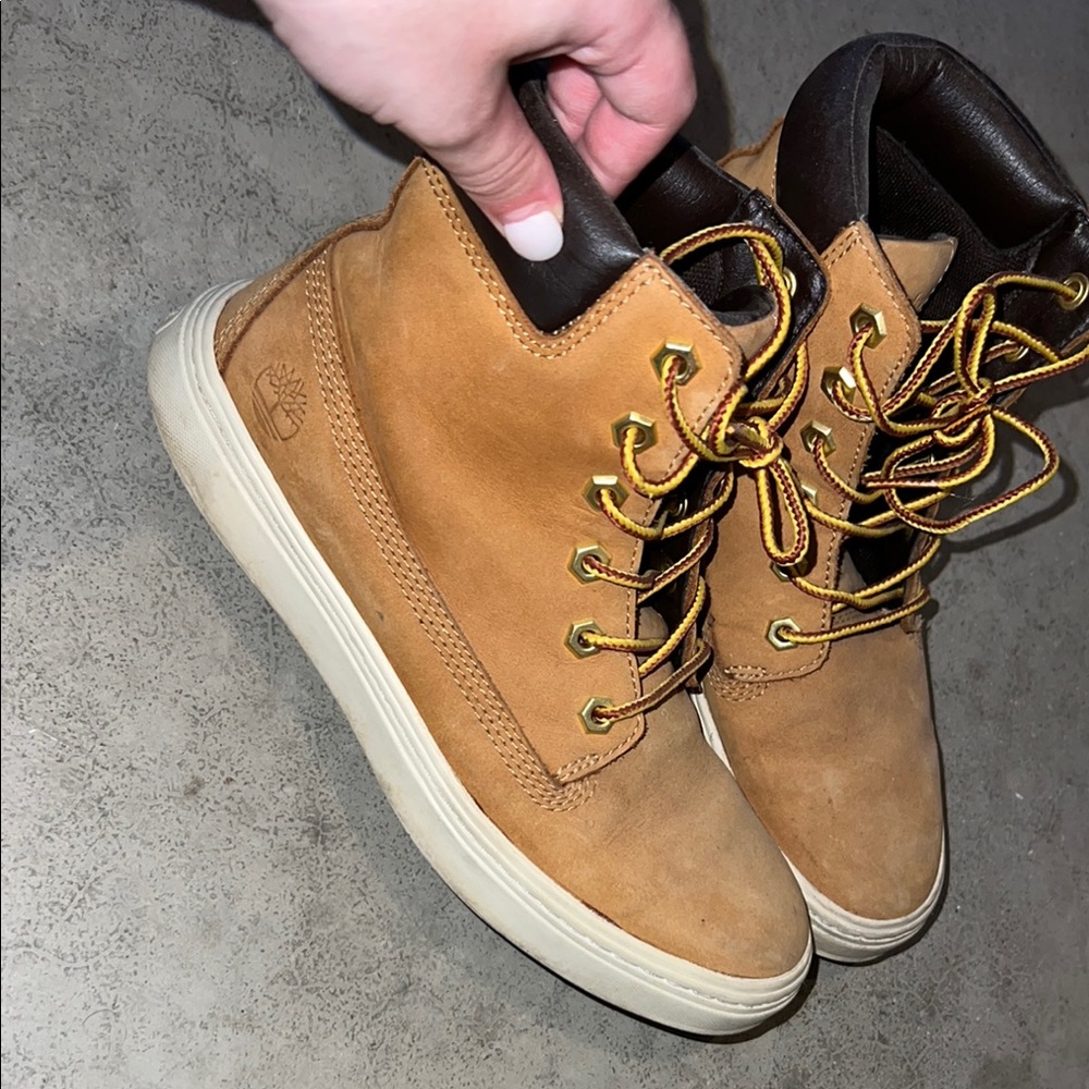 Timberland Tan Lace Up Boots with Black Collar Women